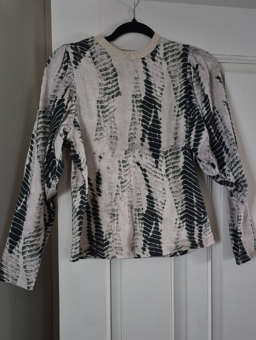 Ted Baker Cream Crewneck Top with Black and Dark Green Print